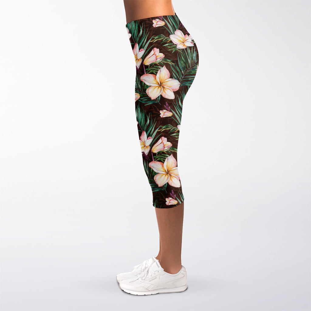 Tropical Frangipani Flower Print Women's Capri Leggings