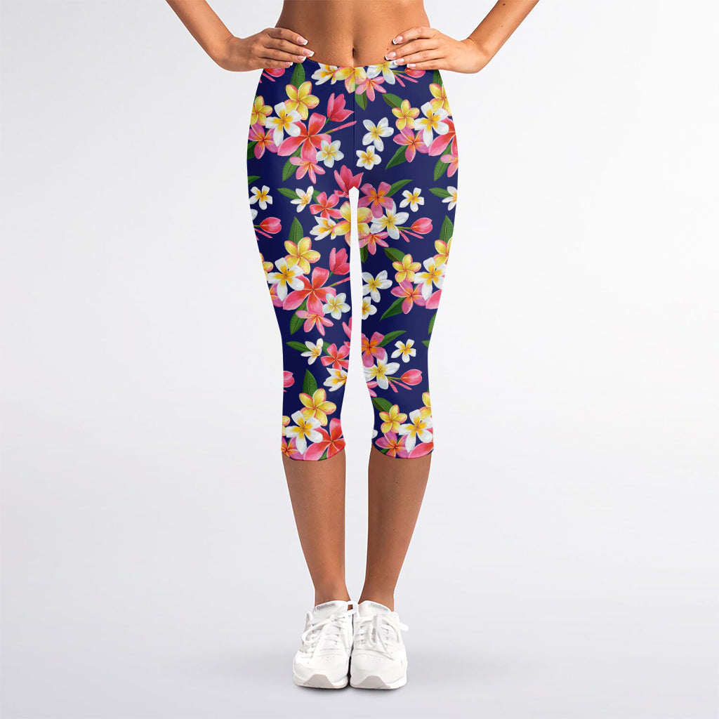 Tropical Frangipani Plumeria Print Women's Capri Leggings