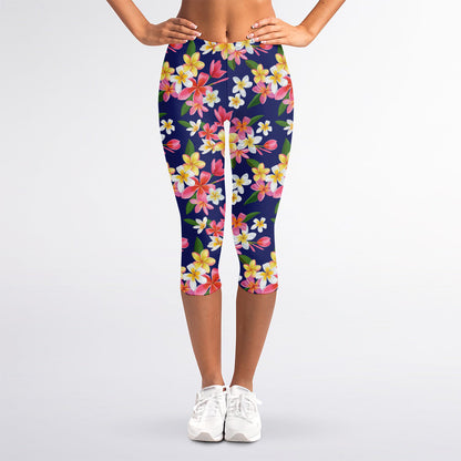 Tropical Frangipani Plumeria Print Women's Capri Leggings