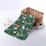 Tropical Giraffe Pattern Print Towel