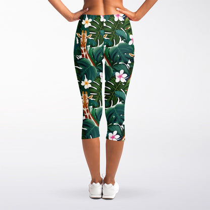 Tropical Giraffe Pattern Print Women's Capri Leggings