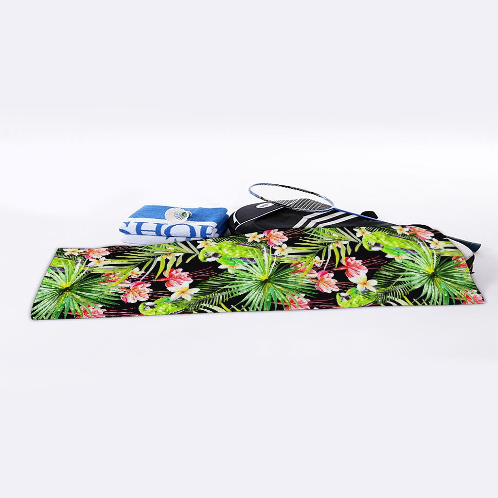 Tropical Hawaiian Parrot Pattern Print Sports Towel