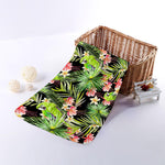 Tropical Hawaiian Parrot Pattern Print Towel
