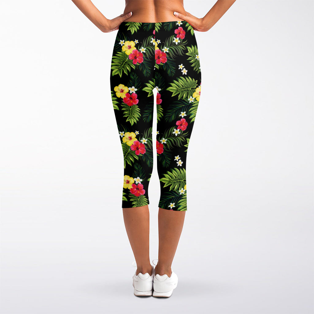 Tropical Hibiscus Aloha Pattern Print Women's Capri Leggings