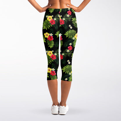 Tropical Hibiscus Aloha Pattern Print Women's Capri Leggings