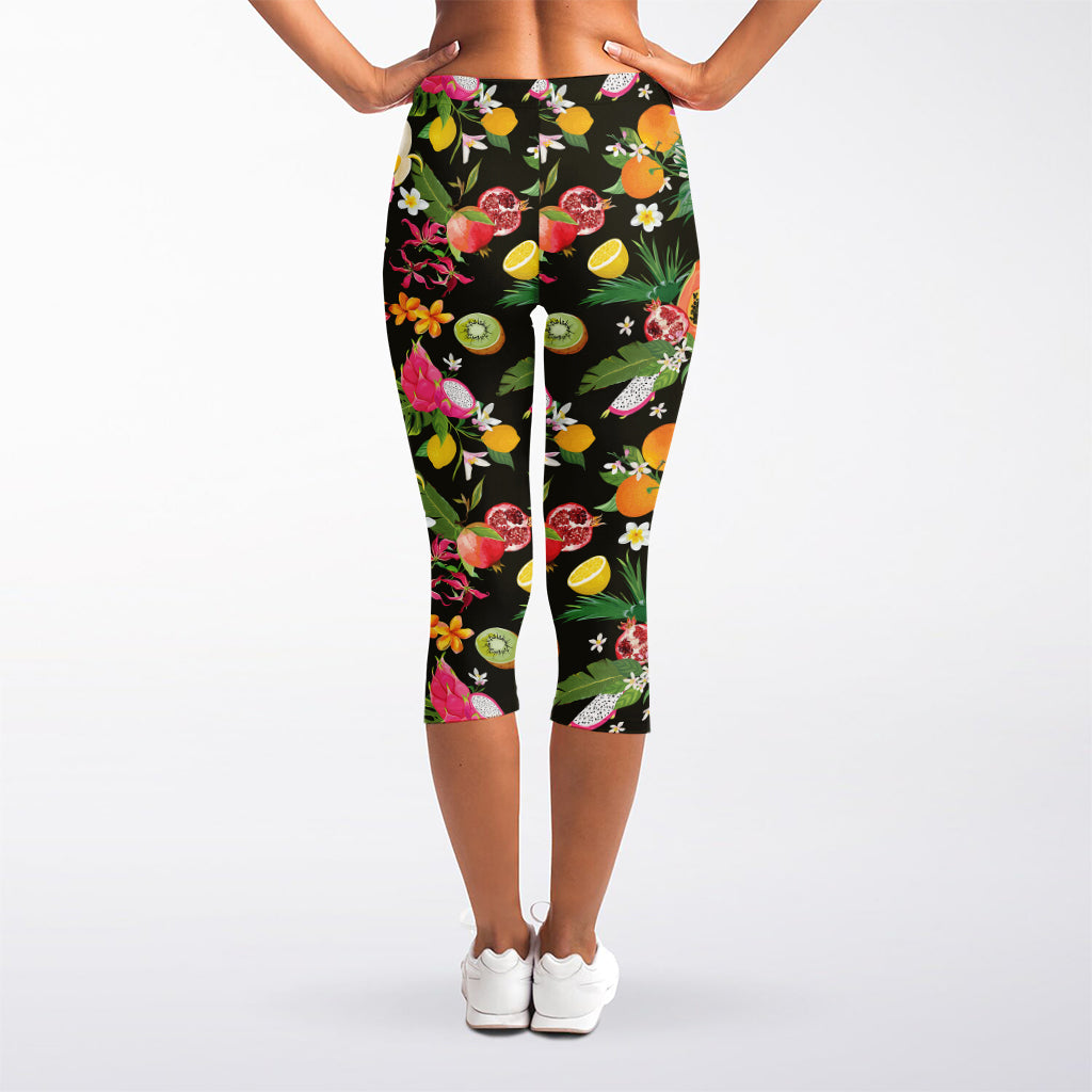 Tropical Paradise Fruits Pattern Print Women's Capri Leggings