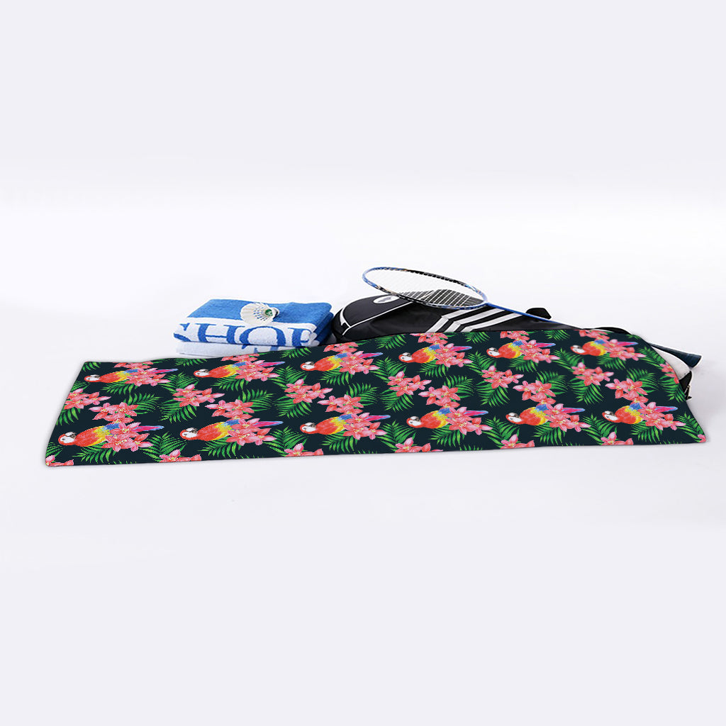Tropical Parrot Pattern Print Sports Towel
