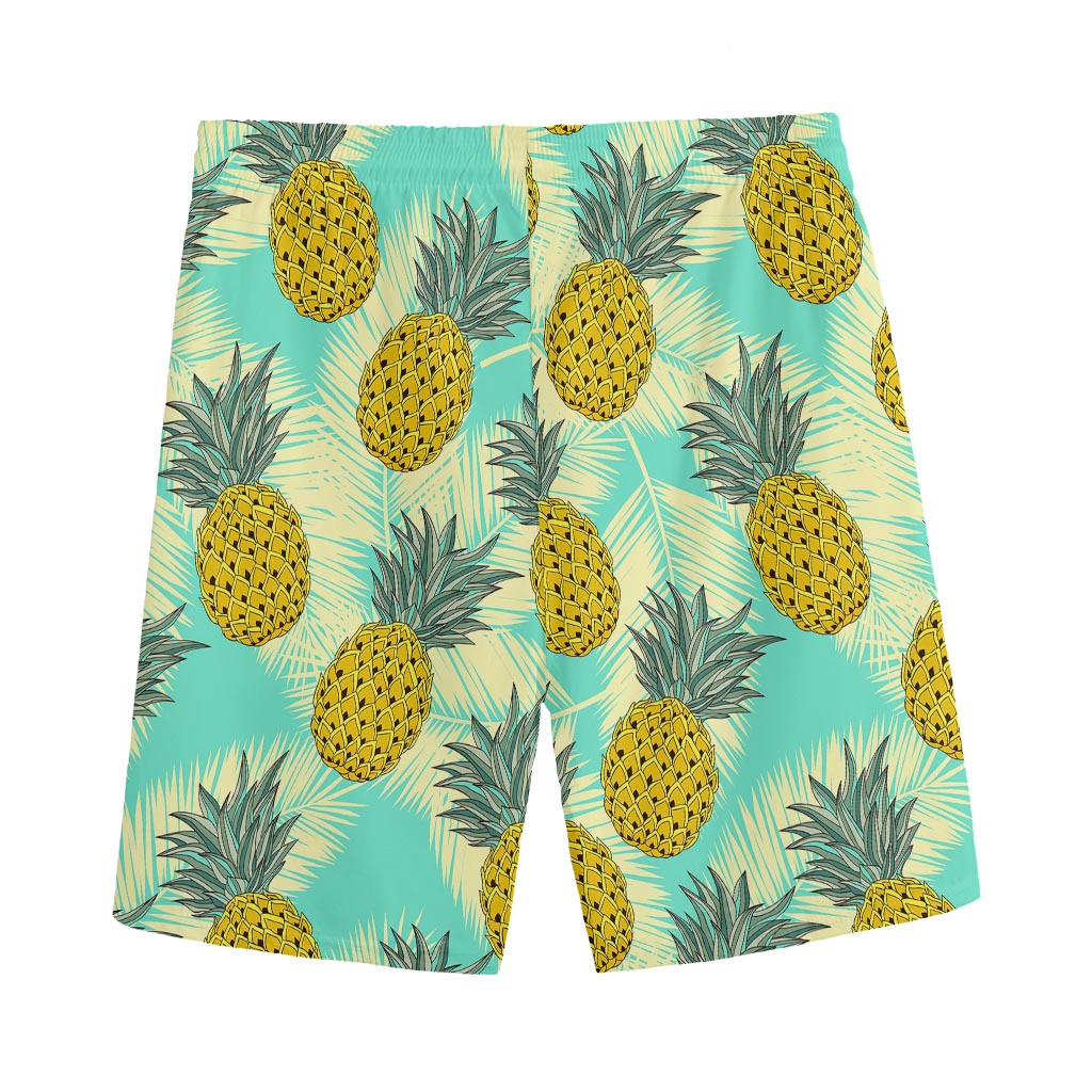 Tropical Vintage Pineapple Pattern Print Men's Sports Shorts
