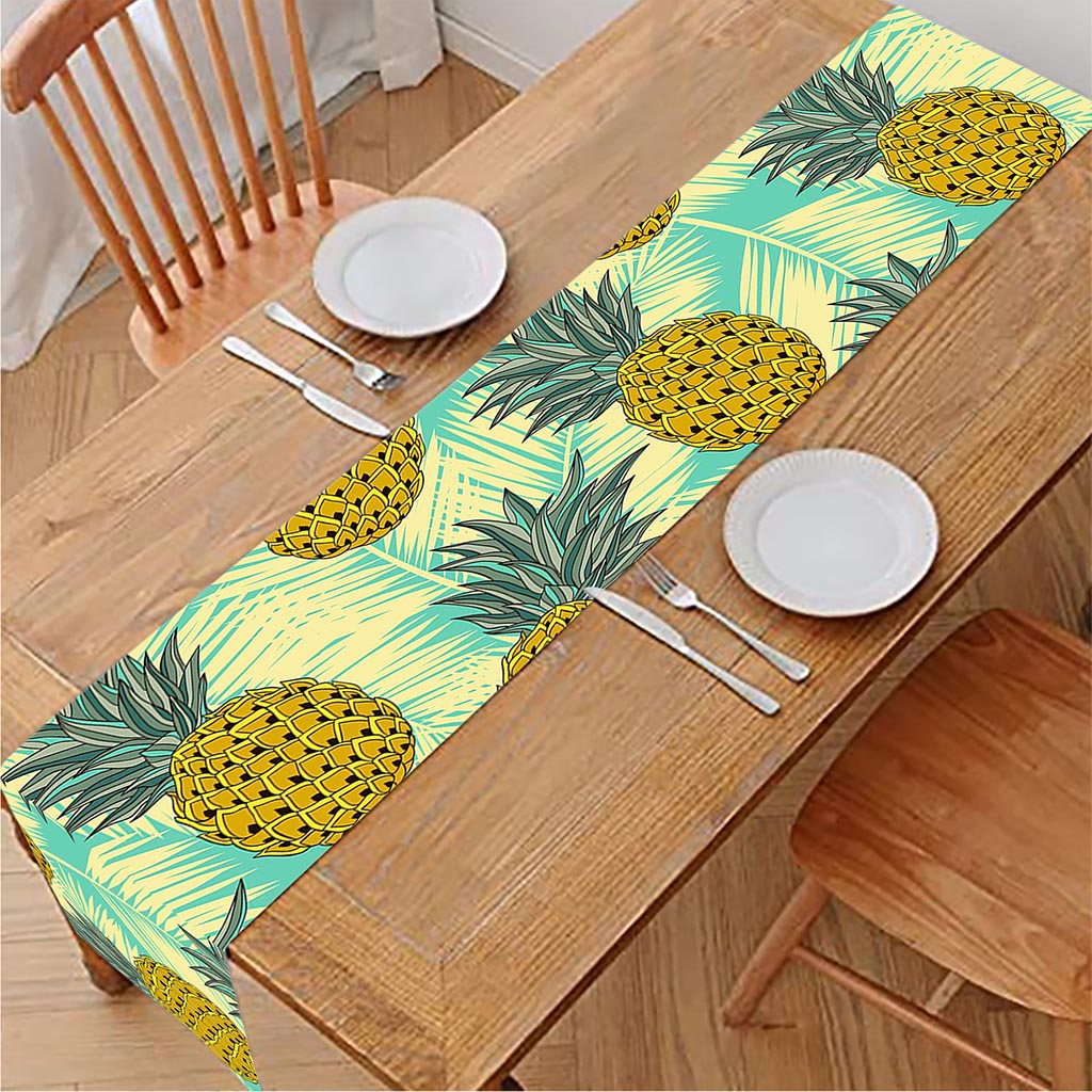 Tropical Vintage Pineapple Pattern Print Table Runner