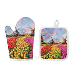 Tulip Field Print Oven Mitt And Pot Holder Set