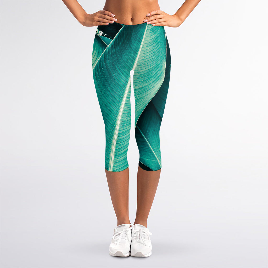 Turquoise Banana Leaf Print Women's Capri Leggings