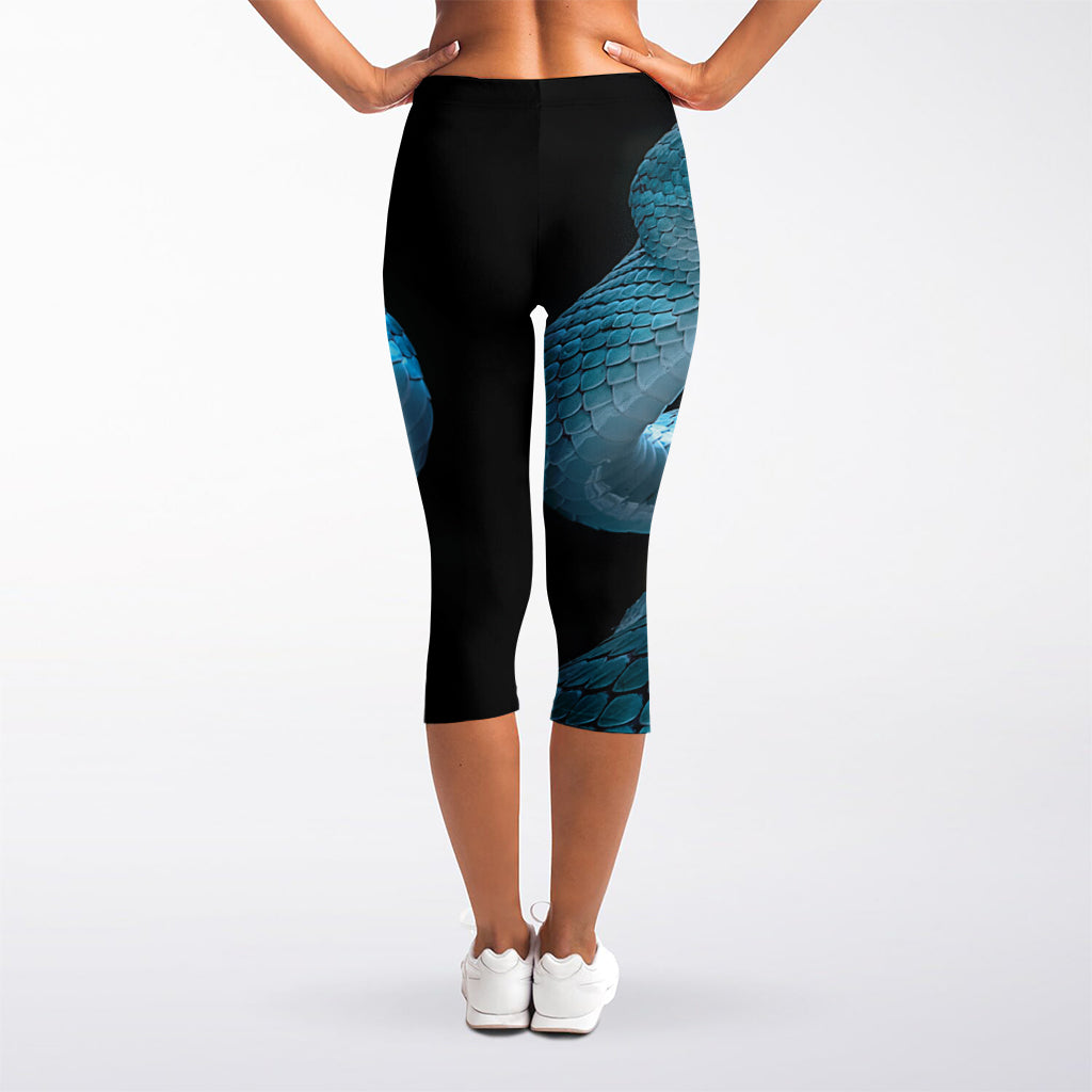 Turquoise Snake Print Women's Capri Leggings