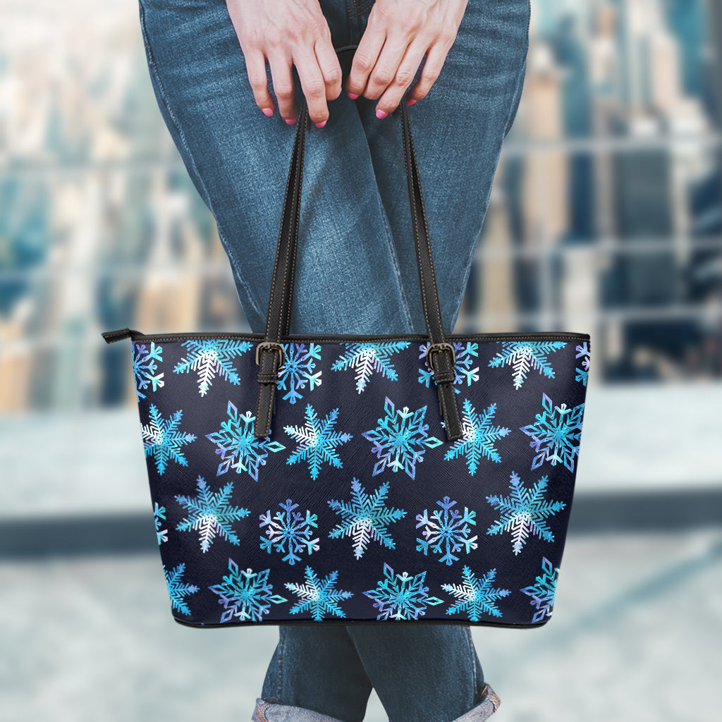 Turquoise Snowflake Pattern Print Leather Tote Bag