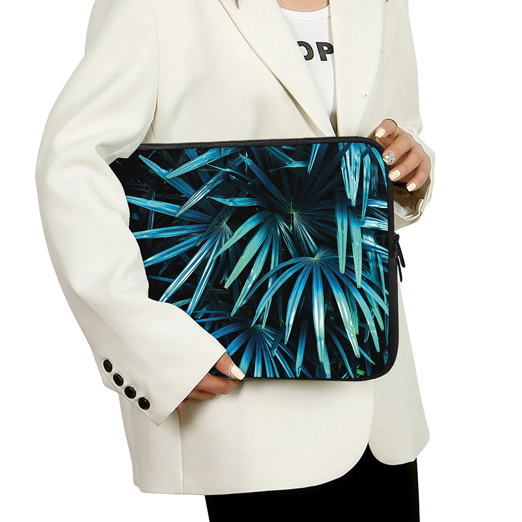 Turquoise Tropical Leaves Print Laptop Sleeve