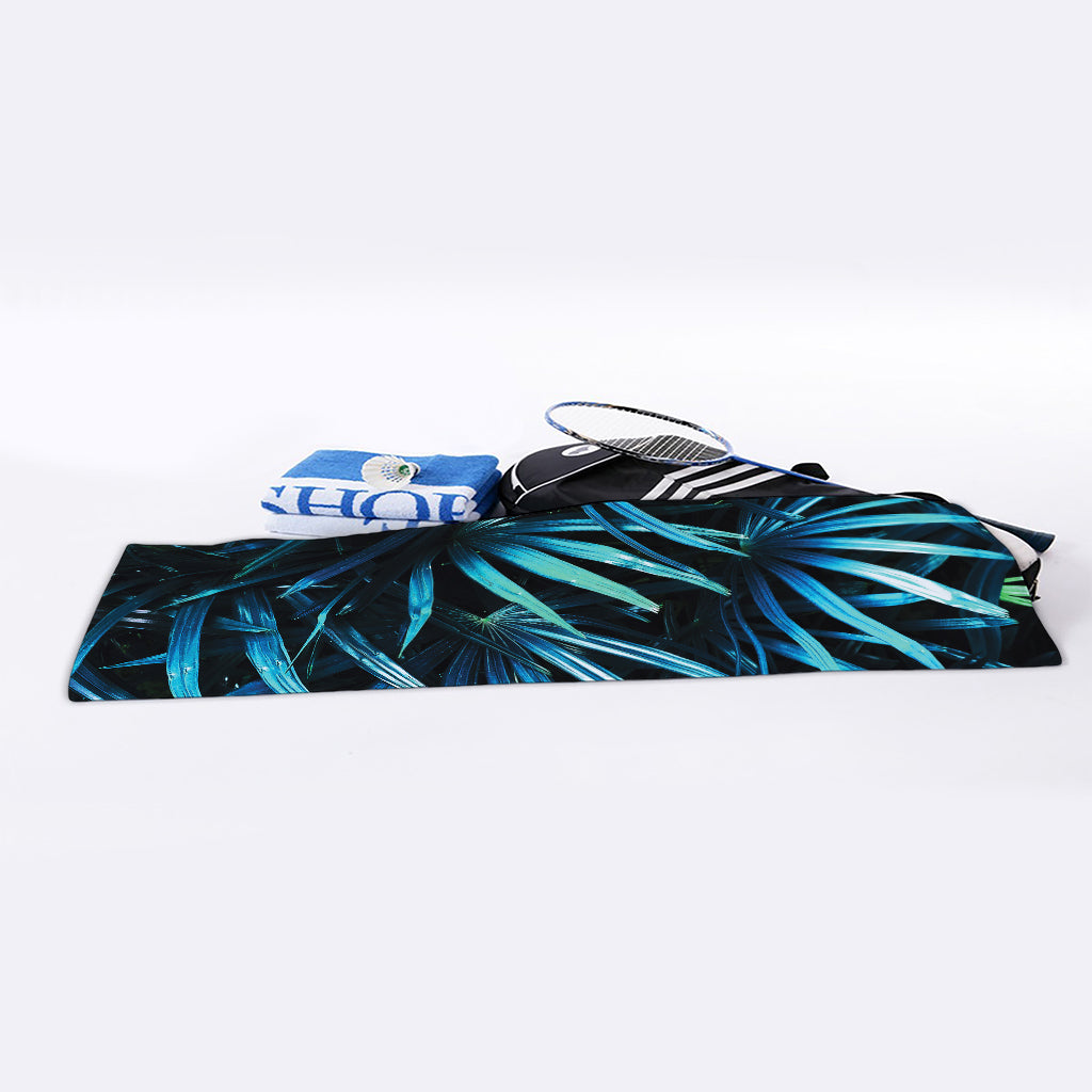 Turquoise Tropical Leaves Print Sports Towel
