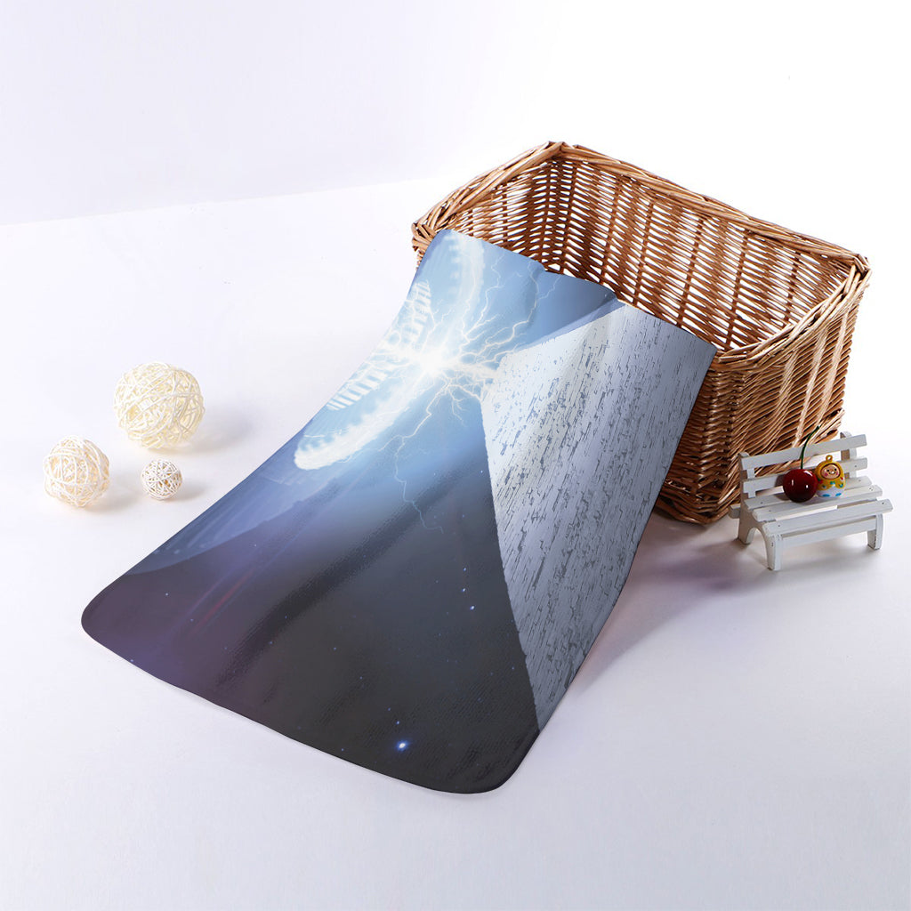 UFO Pyramid Print Towel