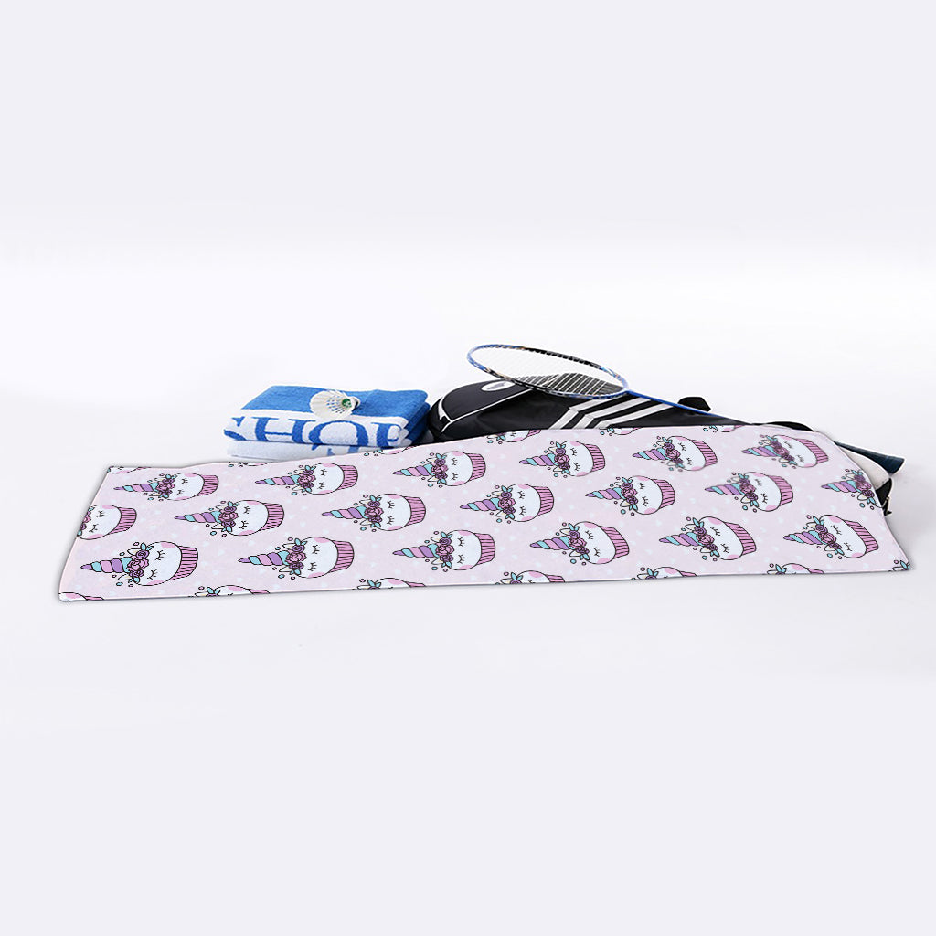 Unicorn Cupcake Pattern Print Sports Towel