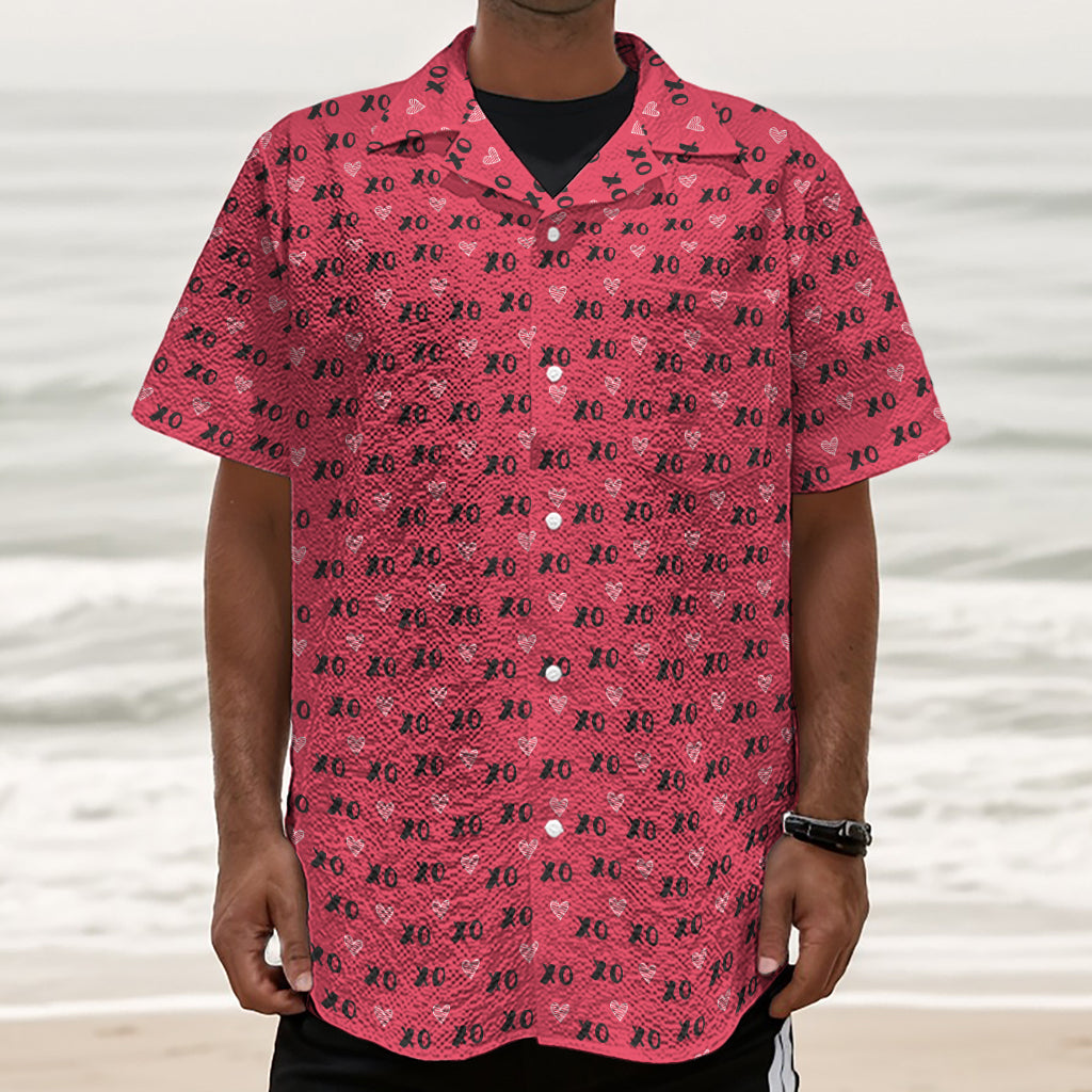 Valentine's Day XOXO Pattern Print Textured Short Sleeve Shirt