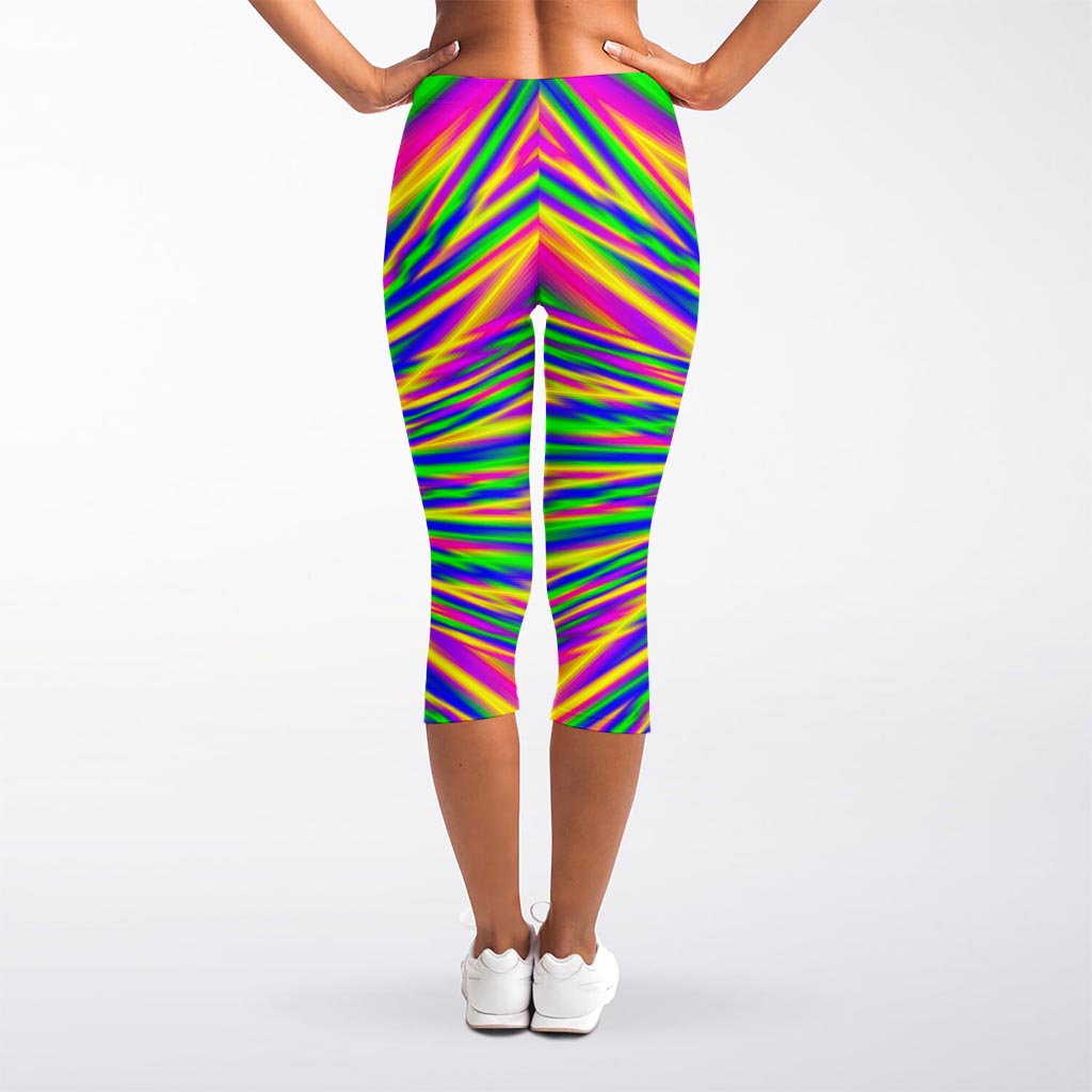 Vibrant Psychedelic Optical Illusion Women's Capri Leggings