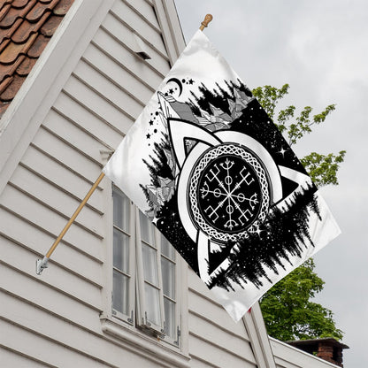 Viking Celtic Trinity Knot Print House Flag