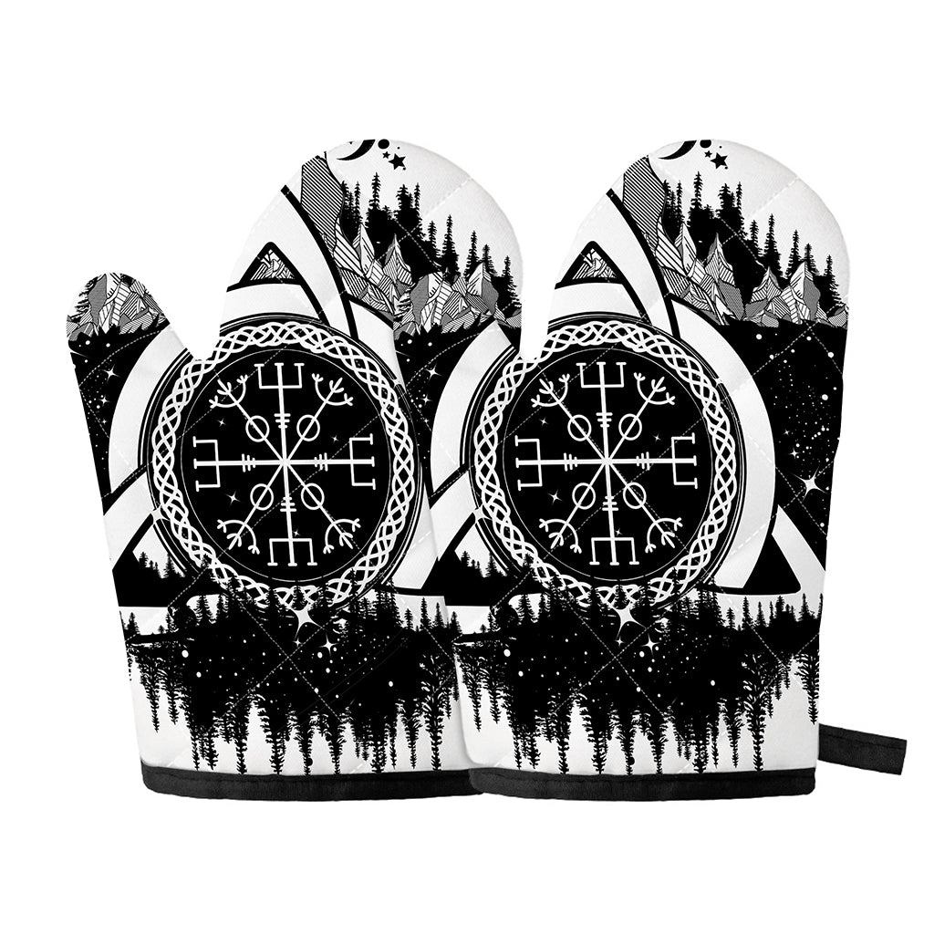 Viking Celtic Trinity Knot Print Oven Mitts