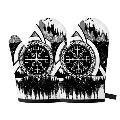 Viking Celtic Trinity Knot Print Oven Mitts