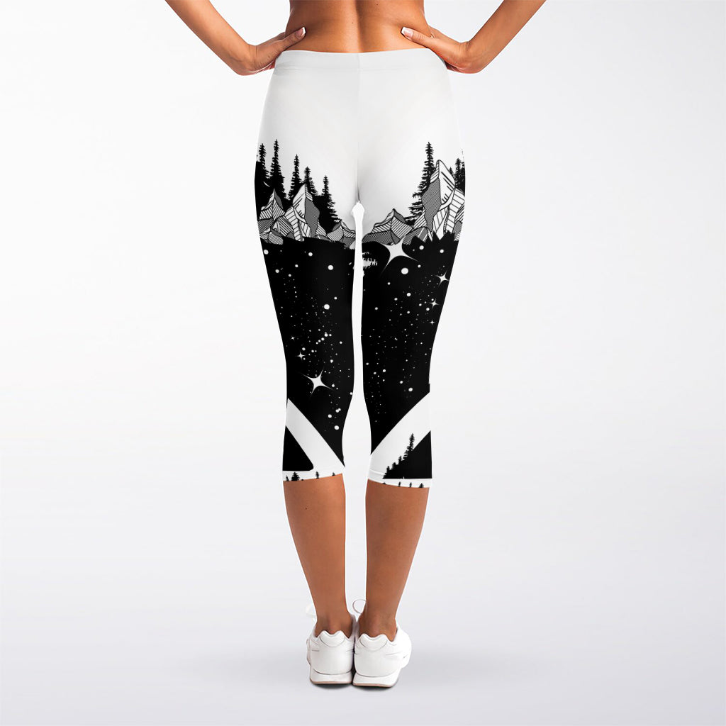 Viking Celtic Trinity Knot Print Women's Capri Leggings