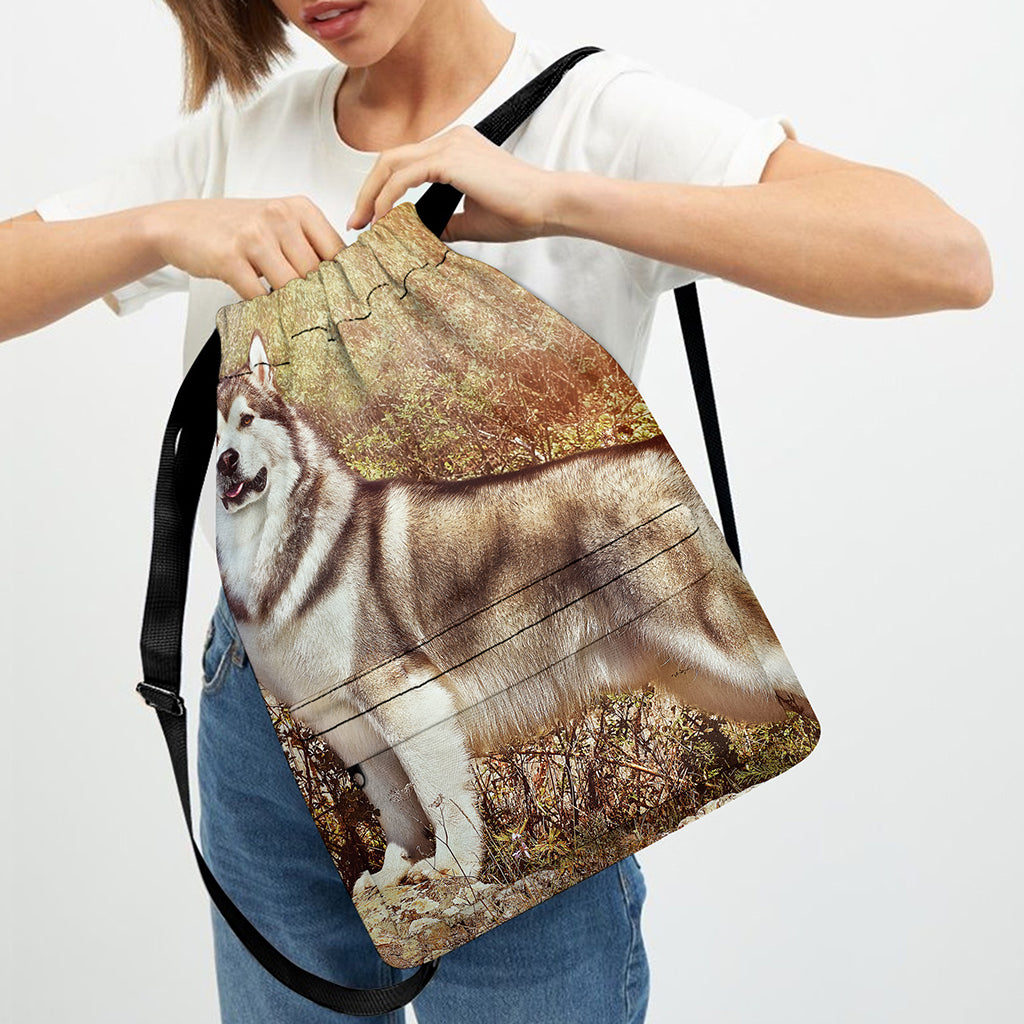 Vintage Alaskan Malamute Print Drawstring Backpack