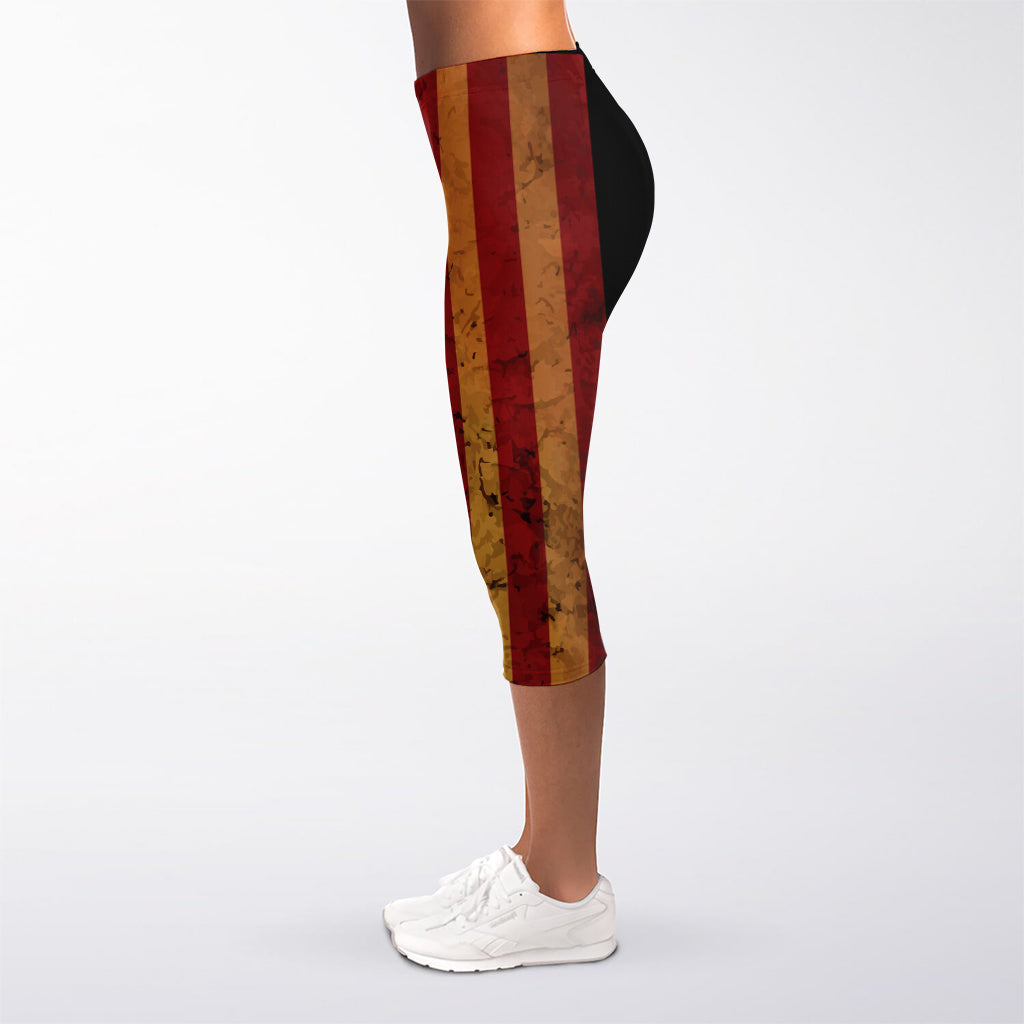 Vintage American Flag Print Women's Capri Leggings