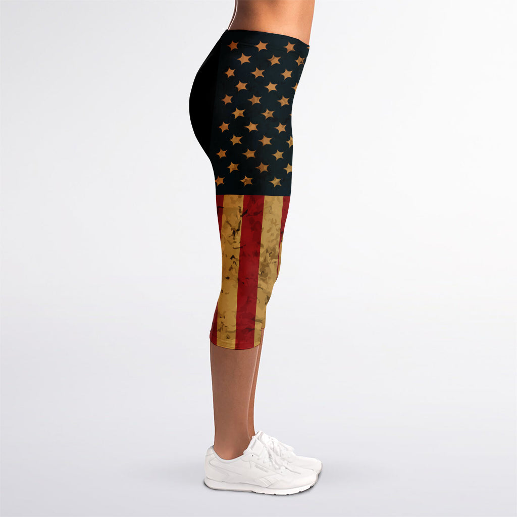 Vintage American Flag Print Women's Capri Leggings