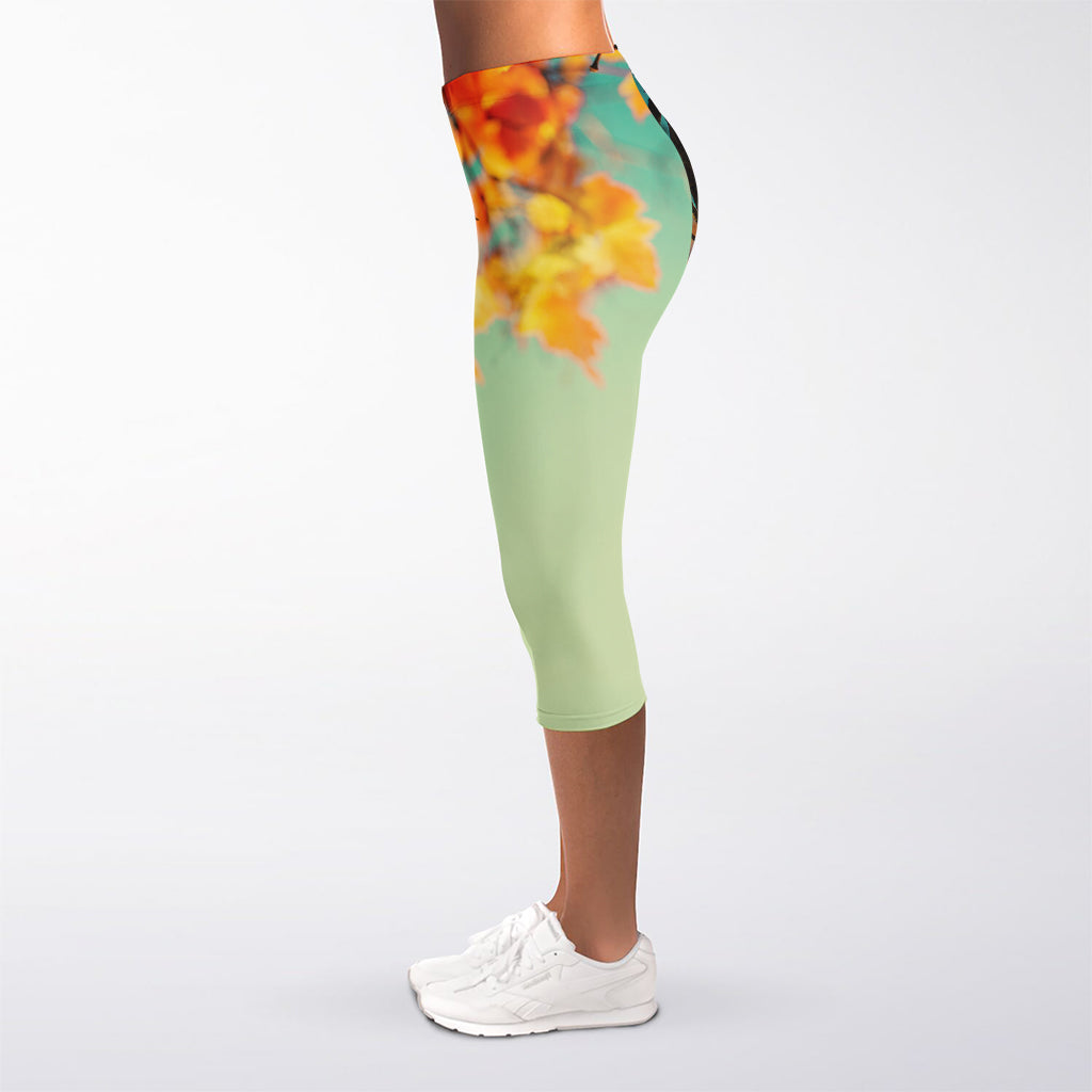 Vintage Autumn Print Women's Capri Leggings
