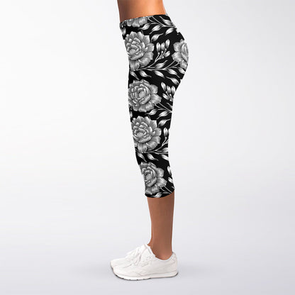Vintage Black And White Floral Print Women's Capri Leggings