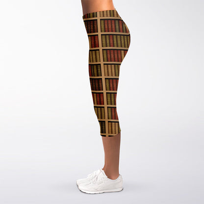 Vintage Bookshelf Pattern Print Women's Capri Leggings