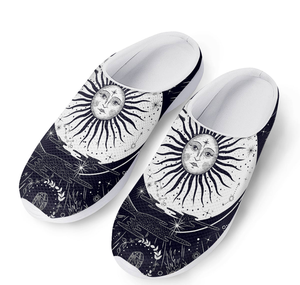 Vintage Celestial Sun Print Mesh Casual Shoes