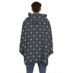 Vintage Crown Pattern Print Hoodie Blanket