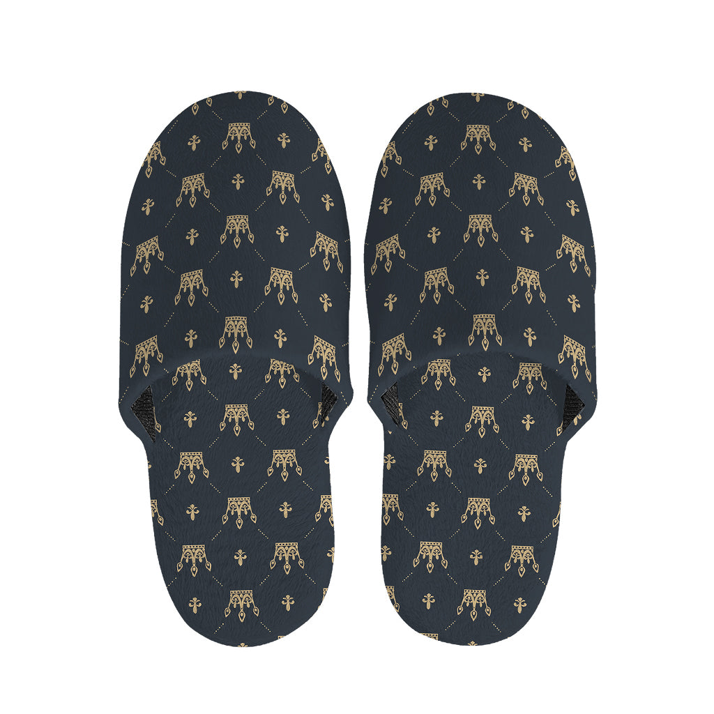 Vintage Crown Pattern Print Slippers