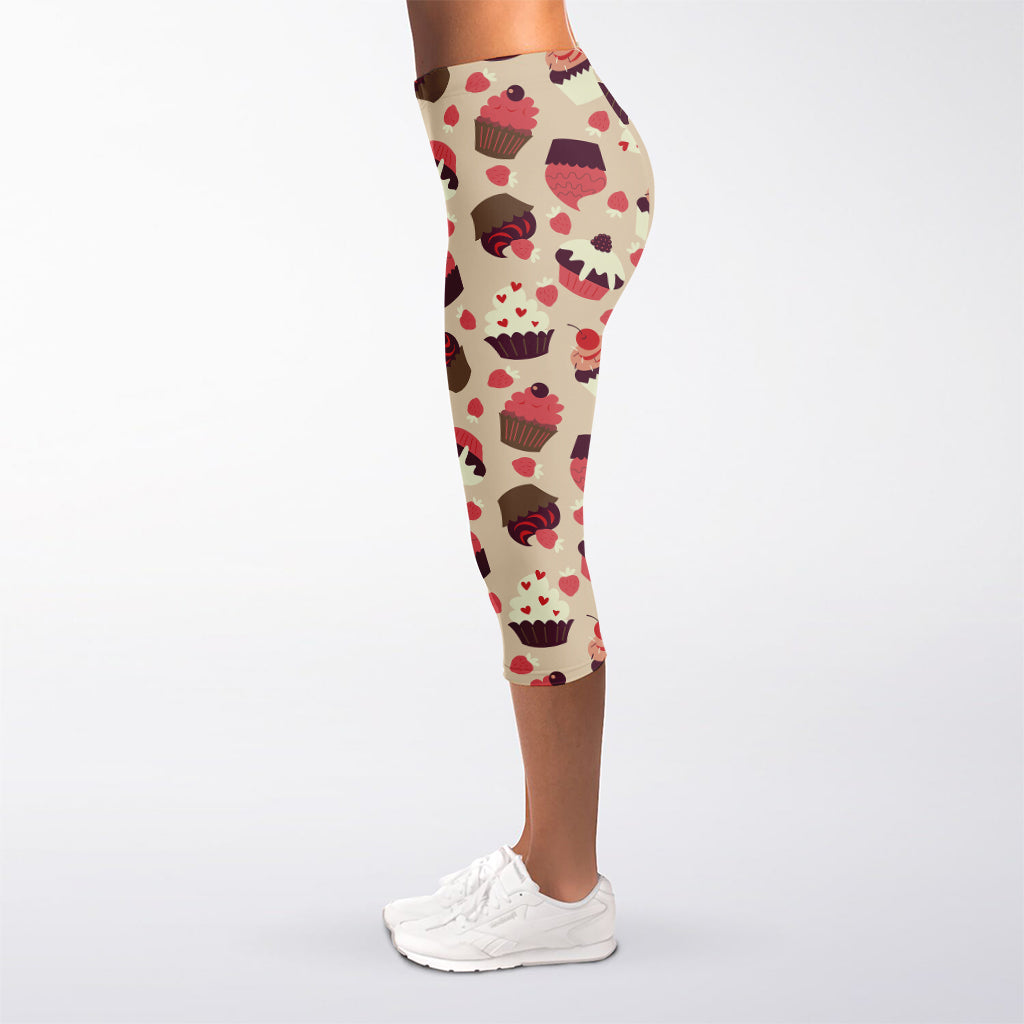 Vintage Cupcake Pattern Print Women's Capri Leggings