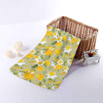 Vintage Daffodil Flower Pattern Print Towel