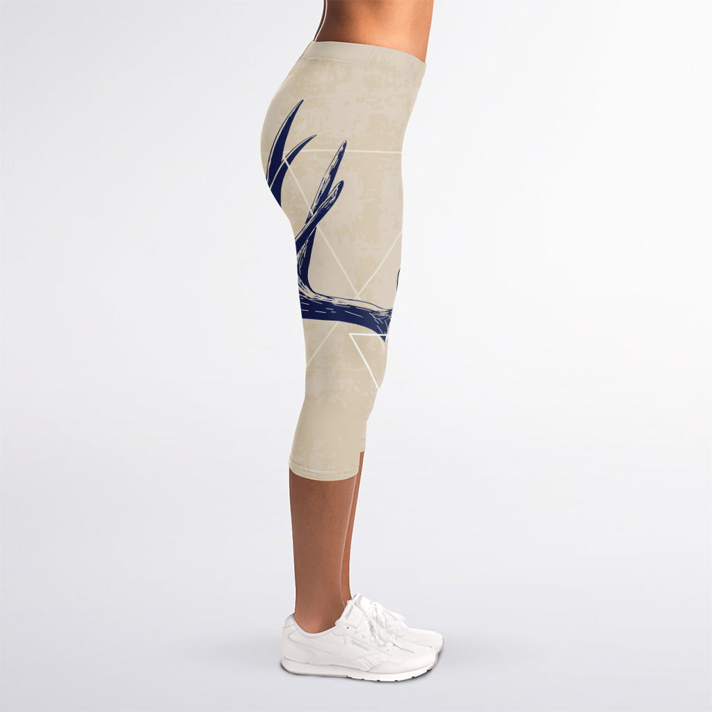 Vintage Deer Skull Print Women's Capri Leggings