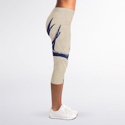 Vintage Deer Skull Print Women's Capri Leggings