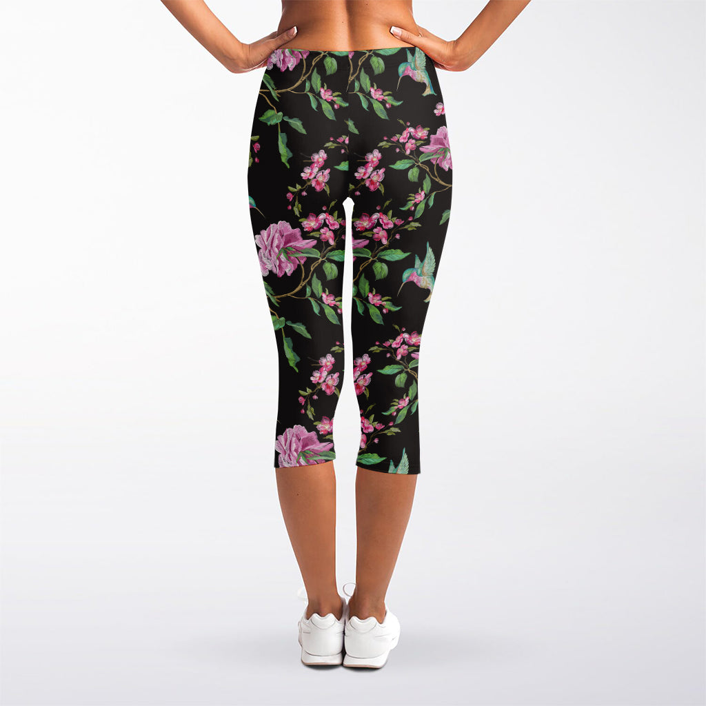 Vintage Floral Hummingbird Print Women's Capri Leggings