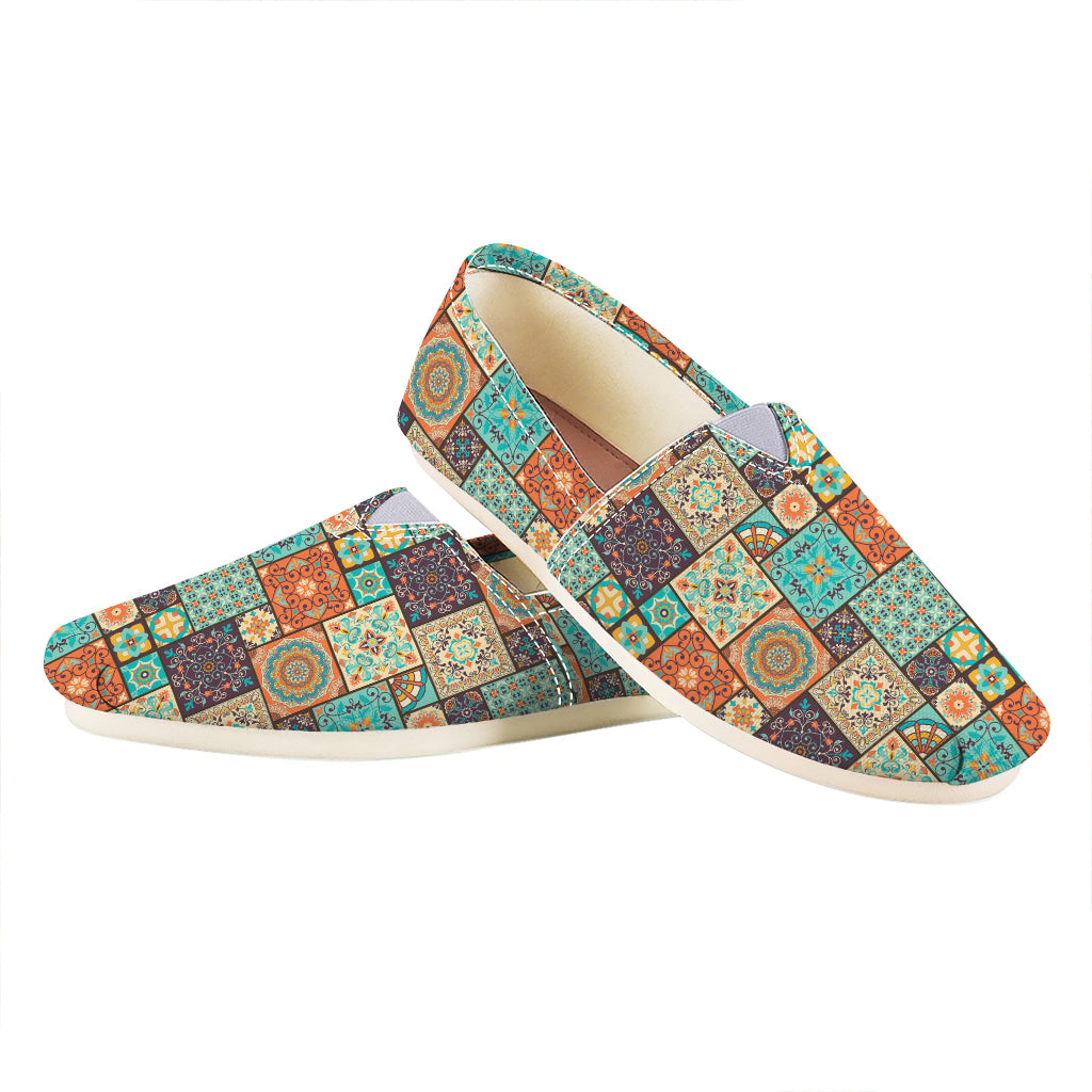Vintage Floral Patchwork Pattern Print Casual Shoes