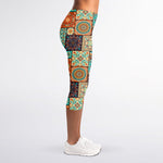 Vintage Floral Patchwork Pattern Print Women's Capri Leggings