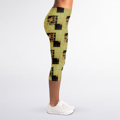 Vintage Flower Patchwork Pattern Print Women's Capri Leggings