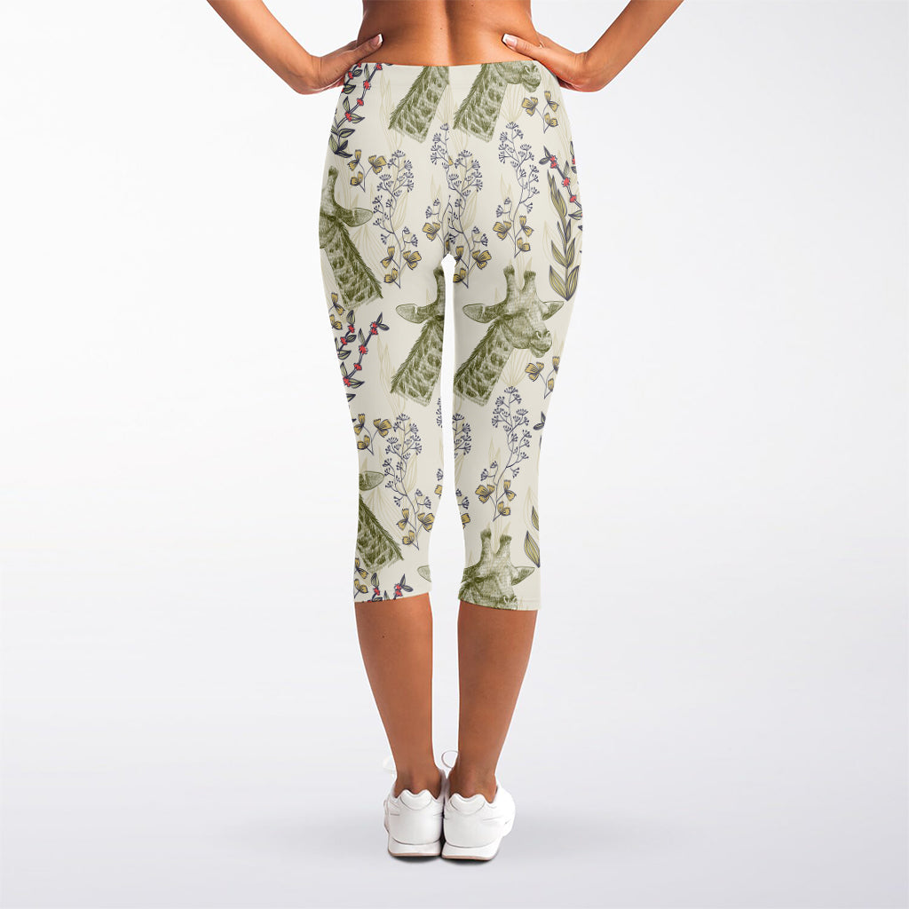 Vintage Giraffe Print Women's Capri Leggings