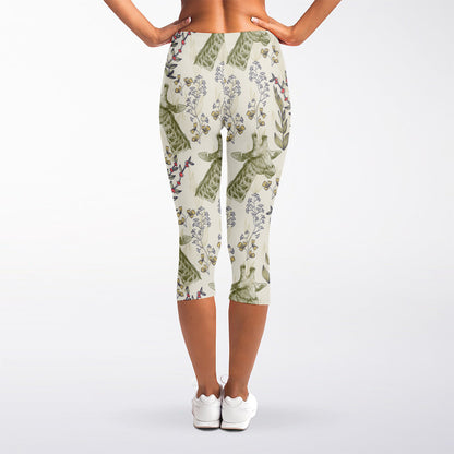 Vintage Giraffe Print Women's Capri Leggings