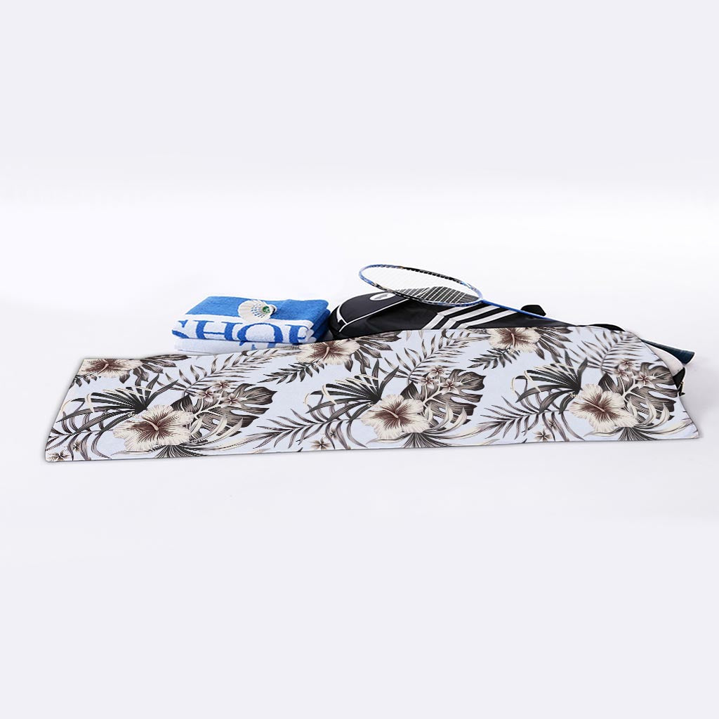 Vintage Hibiscus Plumeria Pattern Print Sports Towel