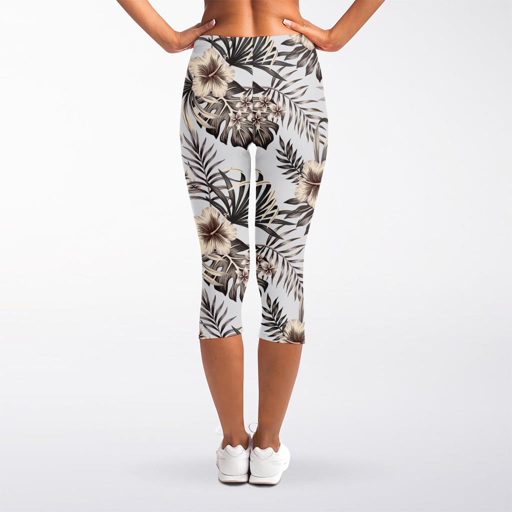 Vintage Hibiscus Plumeria Pattern Print Women's Capri Leggings