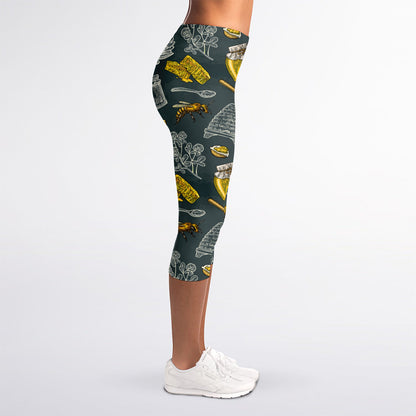 Vintage Honey Bee Print Women's Capri Leggings