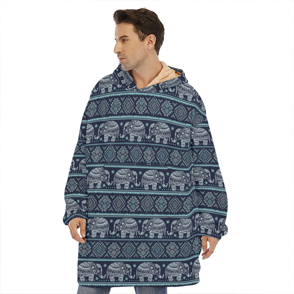 Vintage Indian Tribal Pattern Print Hoodie Blanket